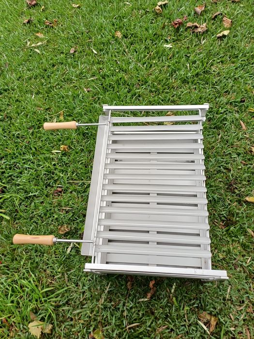 Grelhador inox com grelha argentina