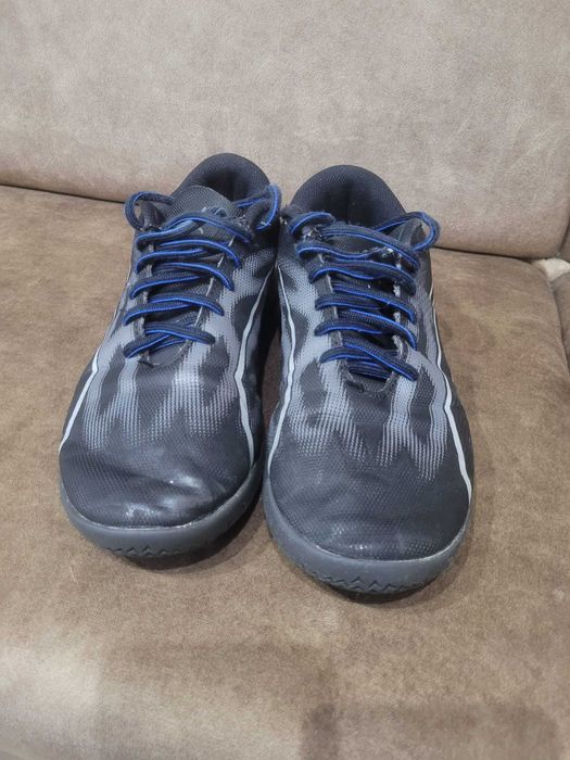 Halówki piłkarskie PUMA rozmiar 41