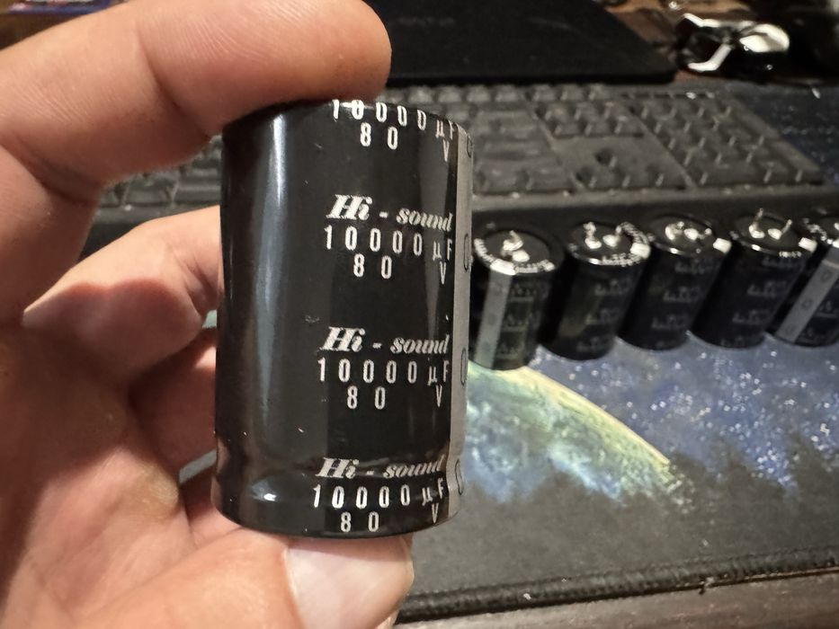 Kondensatory nichicon 10000uf audio