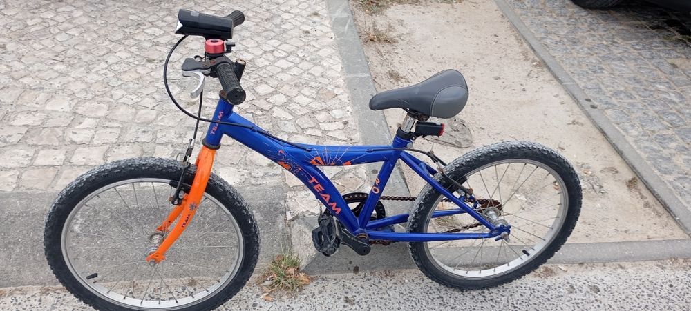 Bicicleta de menino