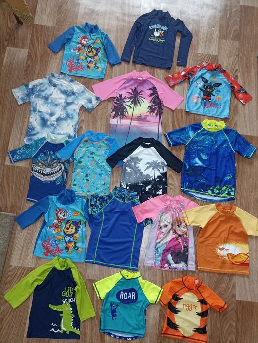 Продам дитячий жилет,костюми для плавання! Костюм дитячий для плавання