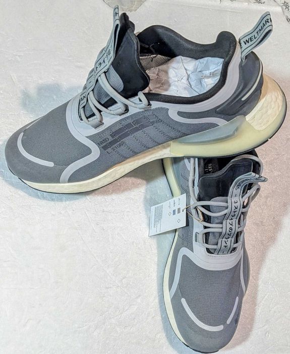 Кроссовки мужские Adidas Nmd_V3 Gore-Tex Shoes (IF7982) размер US 10,5