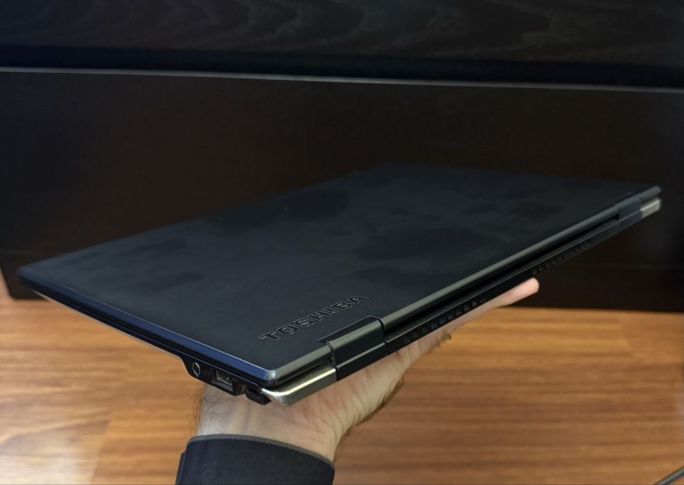 Toshiba Portégé X20W-D | i7 | 8GB | SSD 256GB | Touch 360º