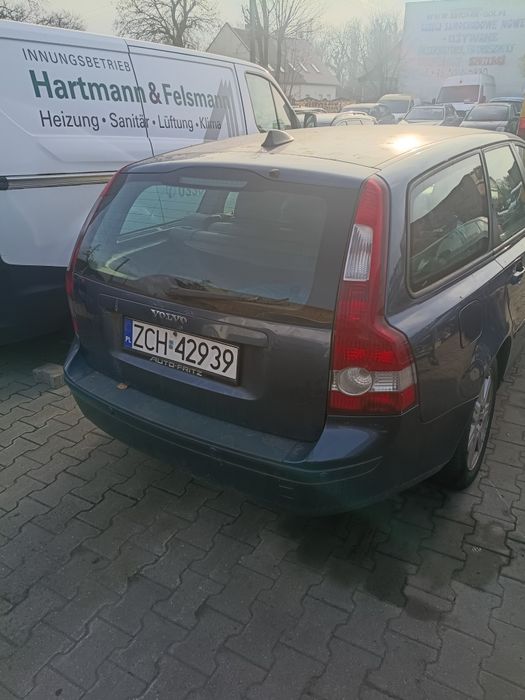 Volvo V50 lampa prawa tył