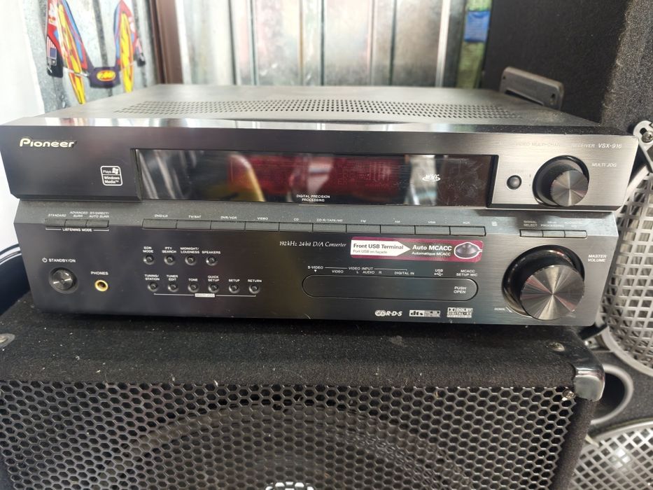 Amplituner i głośniki zestaw audio komplet
