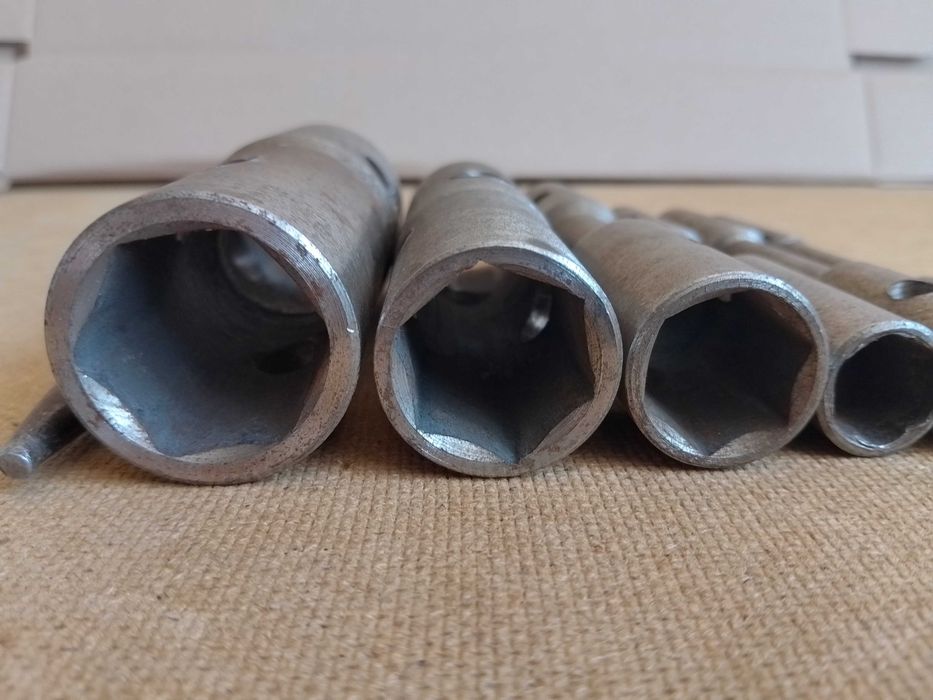 Набор  ключей слесарных головок торцевых с воротком от 30 до 8 мм