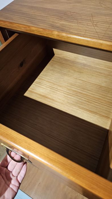 Móvel /  Cómoda  madeira