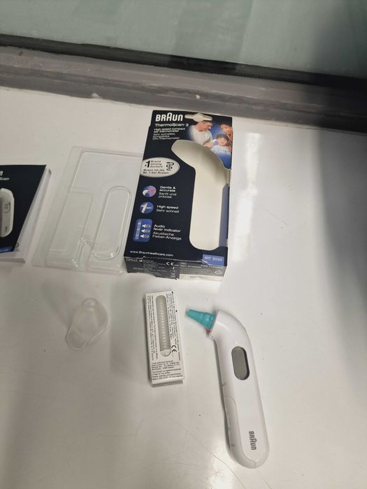 Douszny termometr elektroniczny Braun ThermoScan 3