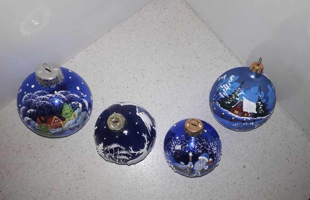 Кулі новорічні сині з об'ємним сніжним малюнком. Кулі на ялинку.