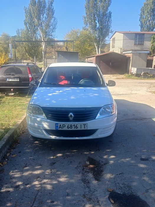 Продам рено логан 2012 год