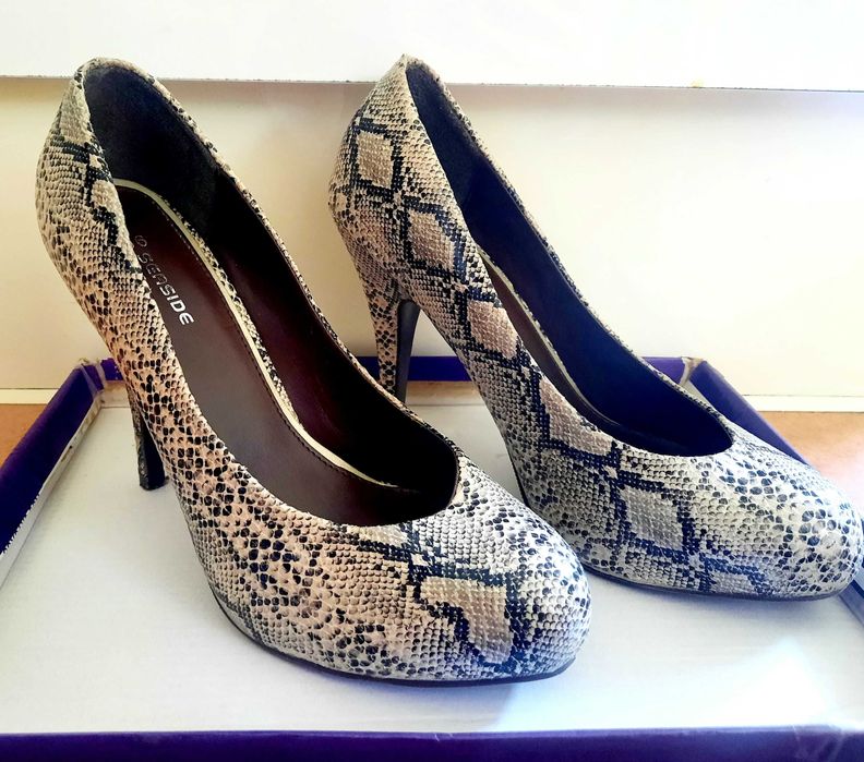 Sapato efeito Cobra 36