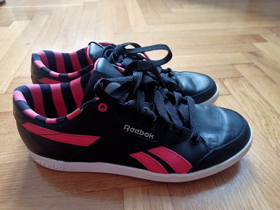 Buty czarne, sportowe, skórzane damskie Reebok, rozm. 37