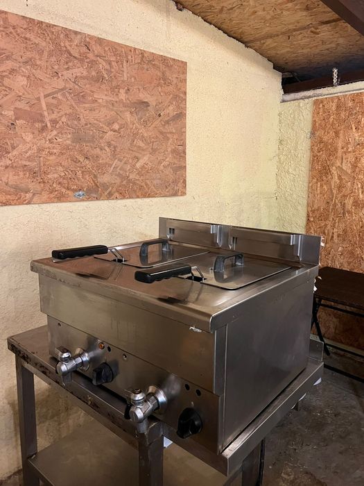 Fritadeira industrial trifásico + Bancada Inox