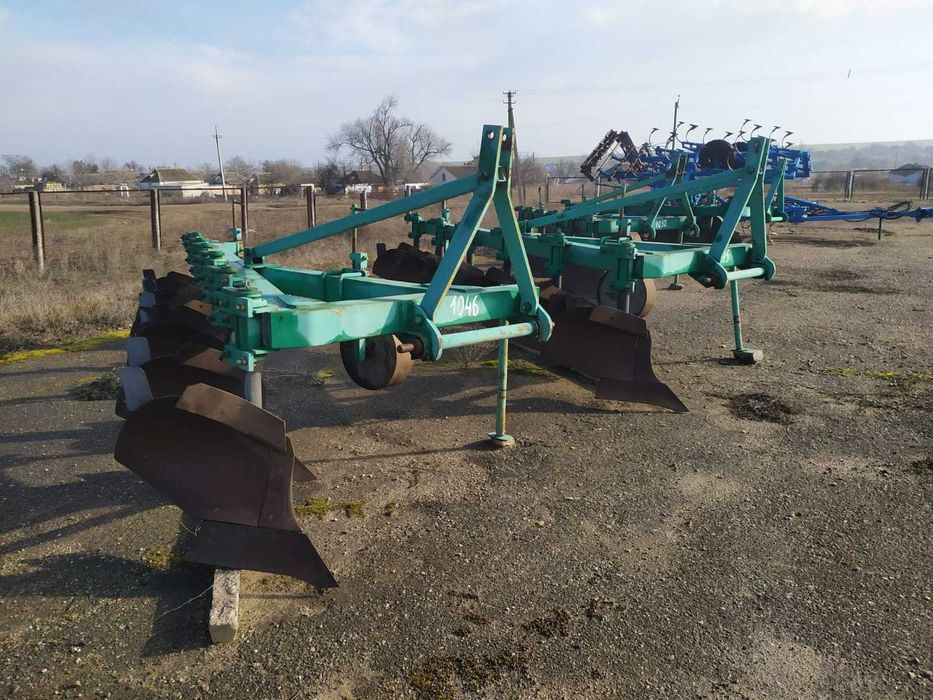 Плуг навісний ПЛН6-35к