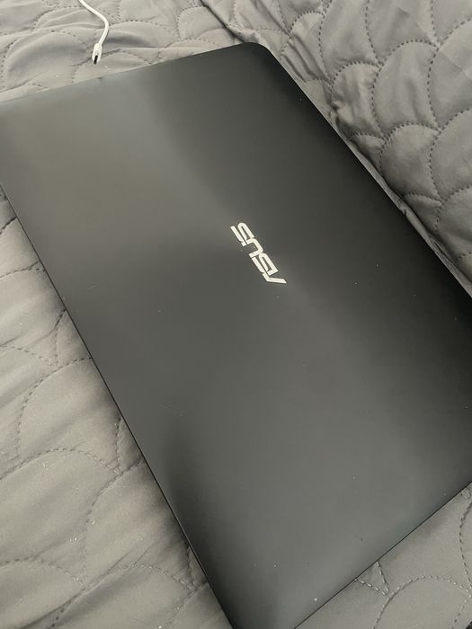 Portátil Asus com Windows
