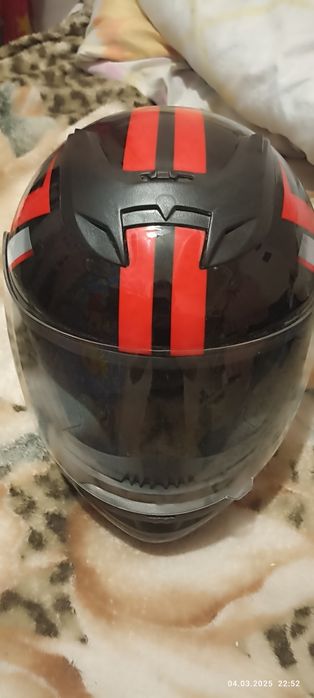 Продам 2 шлема один новий