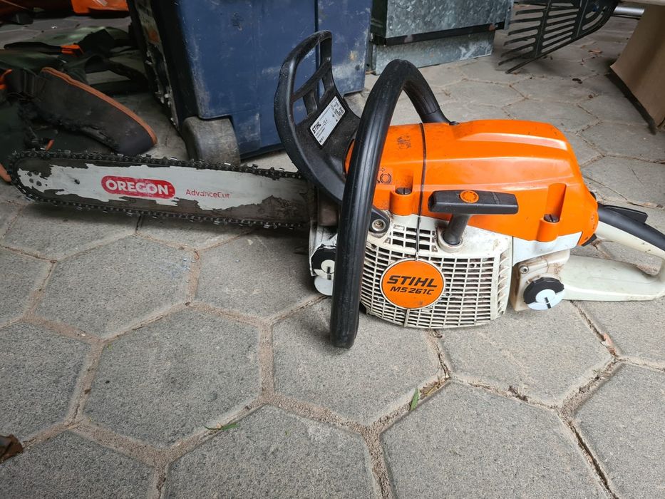 Motoserra MS 261