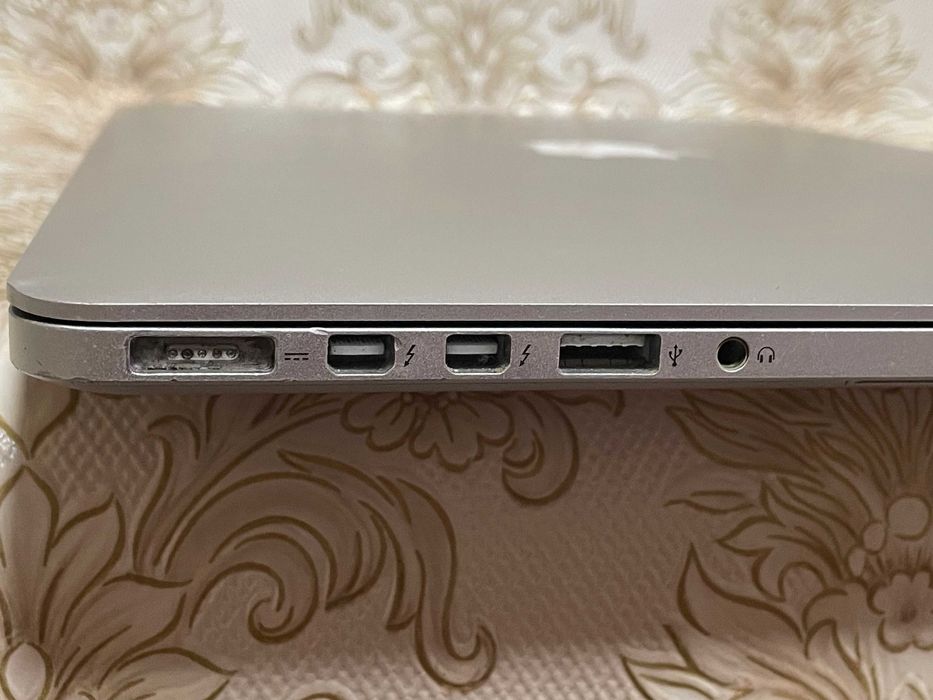 Macbook pro 15 late 2013 i7 2.6/16/512