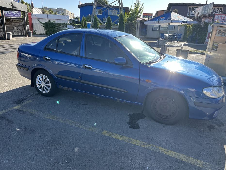 Nissan Almera n16 2002 року випуску