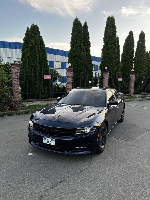 Dodge Charger 3.6 2015 року