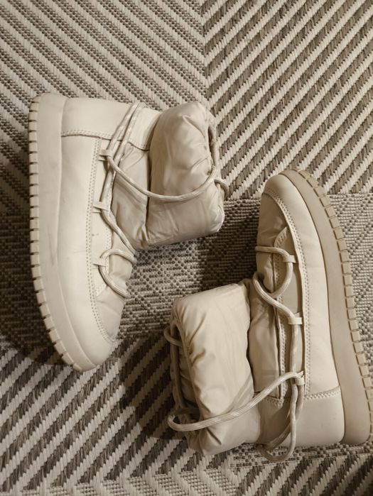 Зимове взуття. Жіноче.