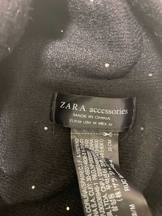 Жіноча шапка Zara, на об'єм голови 54-56 см