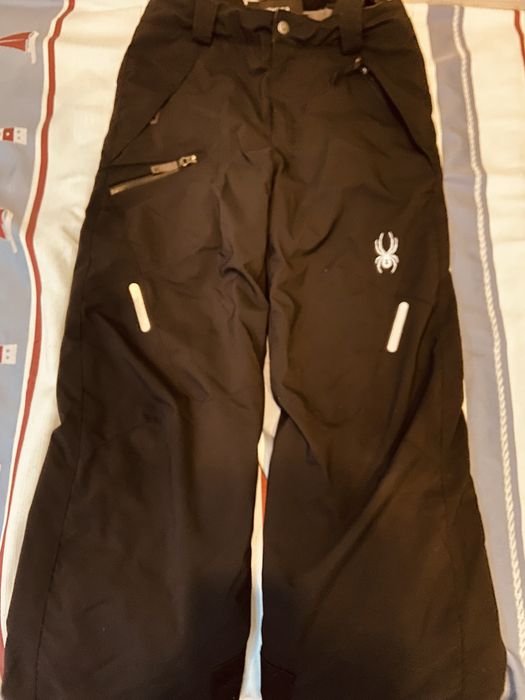 Продаю зимовий лижний костюм spider!