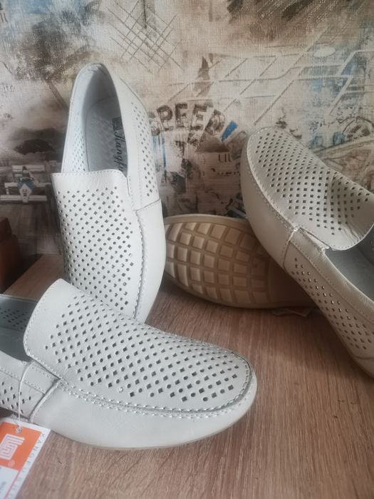 Летние кожаные мокасины мальчику