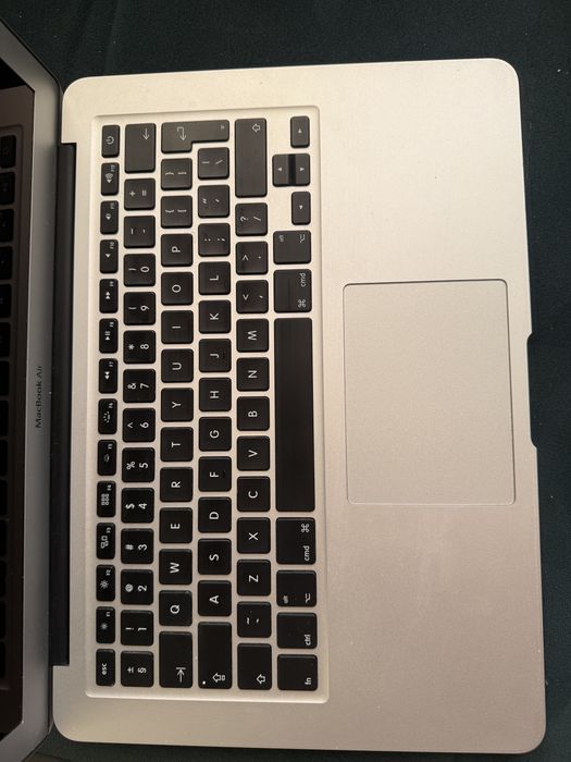 MacBook Air 13” (Early 2015) A1466