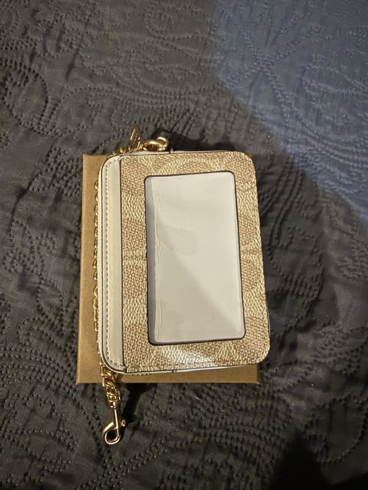 Porftel Coach on Chain