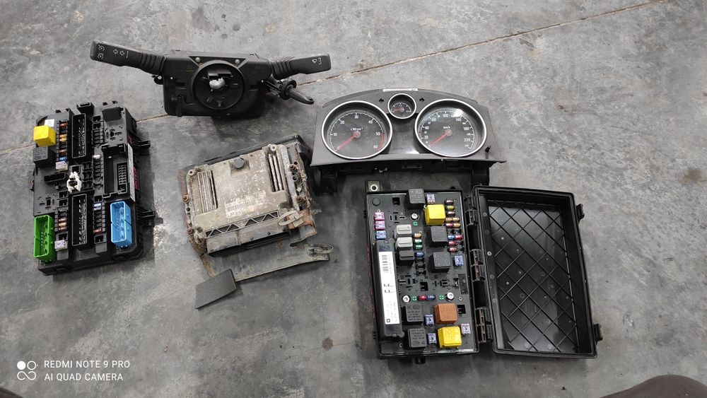 Opel Astra H 1,9 zestaw startowy immobiliser komputer