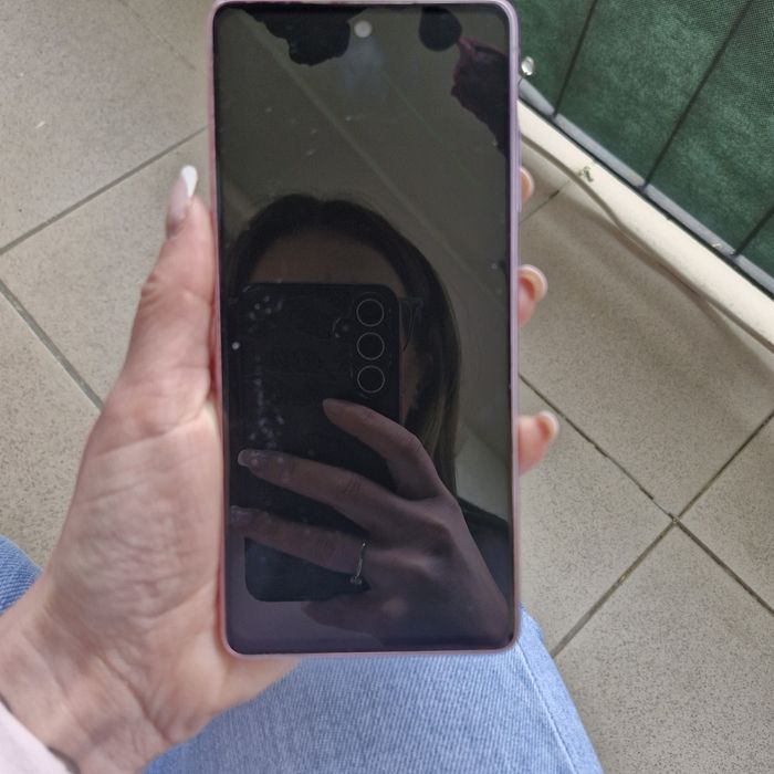 Samsung S20FE uzywany ładny stan