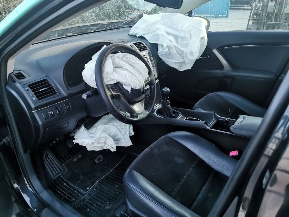 Peças Toyota Avensis do ano 2014