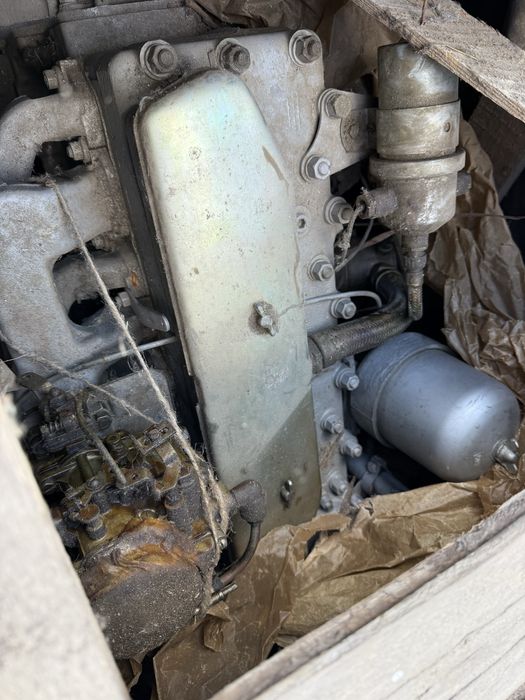 Двигатель  газ 52 Газ53 з хранения в ящику