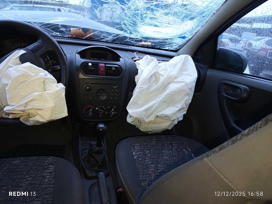 Para peças Opel Corsa C 1.2 ano 2002