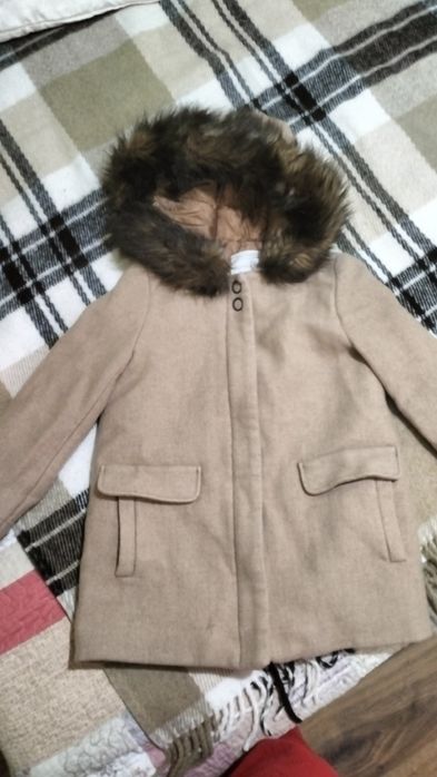 Пальто Zara для дівчинки