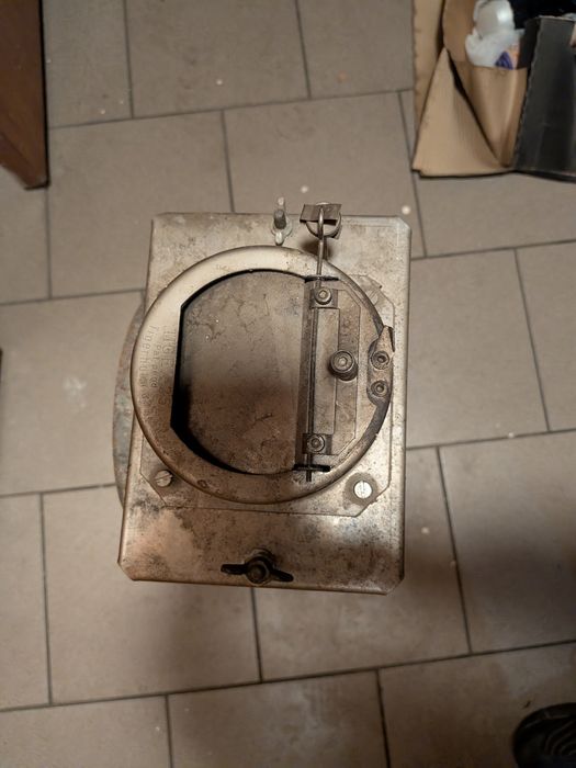 Przepustnica, regulator ciągu kominowego