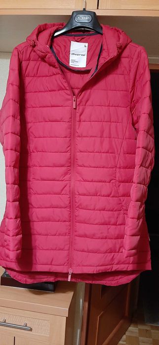 Przejściowa damska kurtka Diverse rozm L czerwona