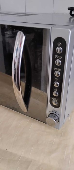 Vendo micro ondas em otimo estado