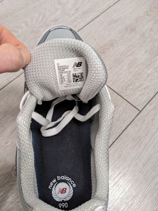 Кросівки New Balance 990v4