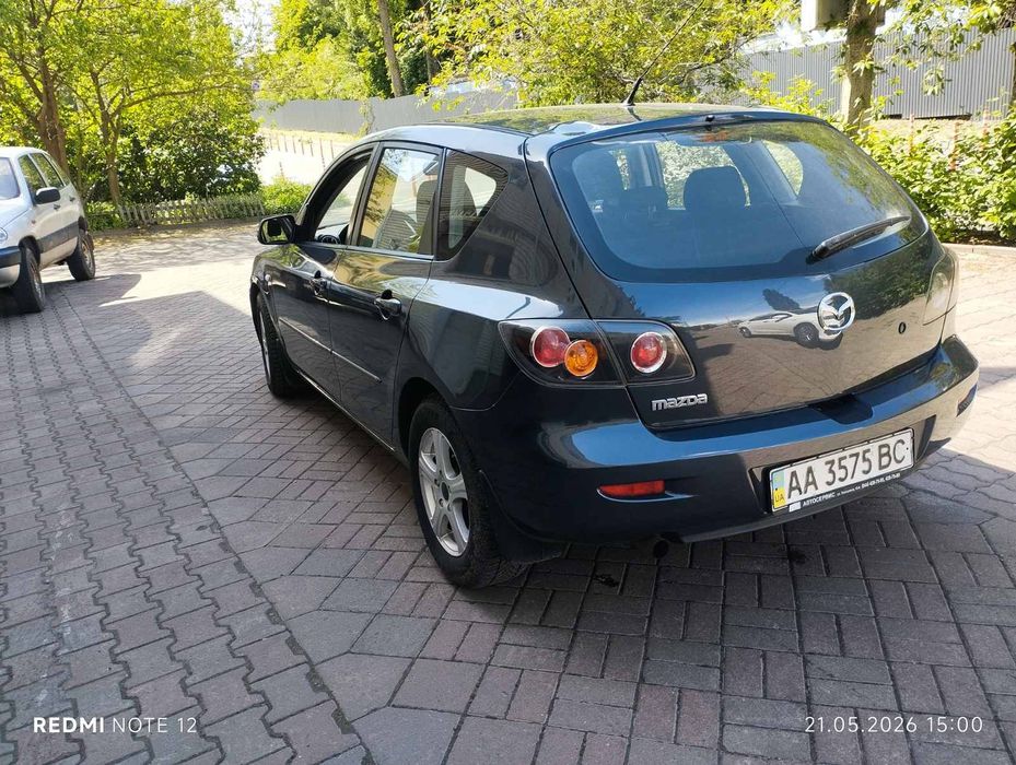 Mazda 3 hatchback