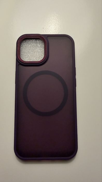 4 szt etui do iPhone 15. Nowe. Okazja