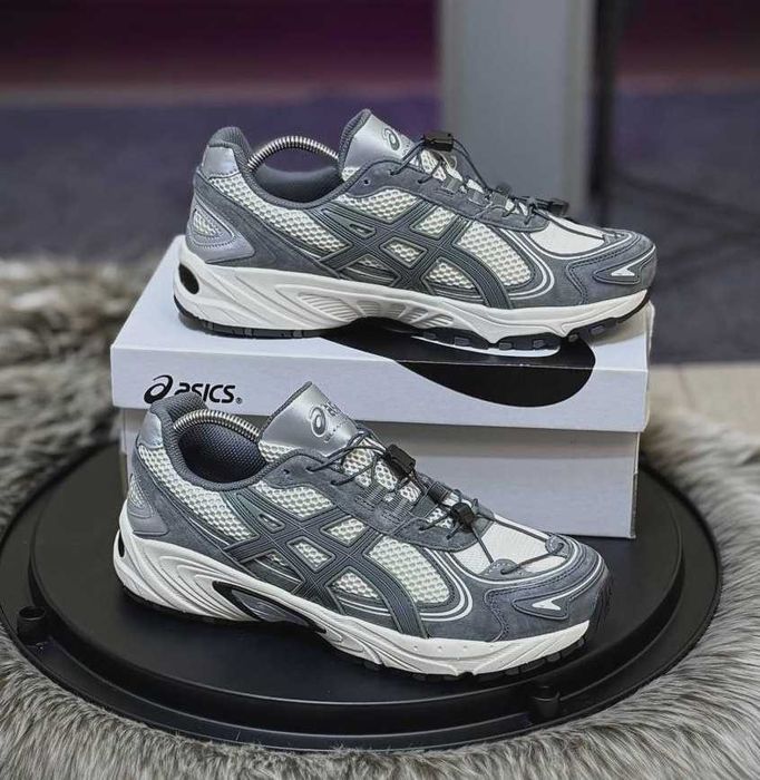 Мужские кроссовки Асикс серые замшевые сеточка Asics