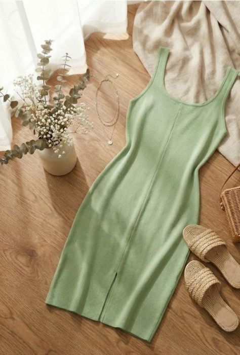 Свої базові сукні міді (Zara та в рубчик) S-M