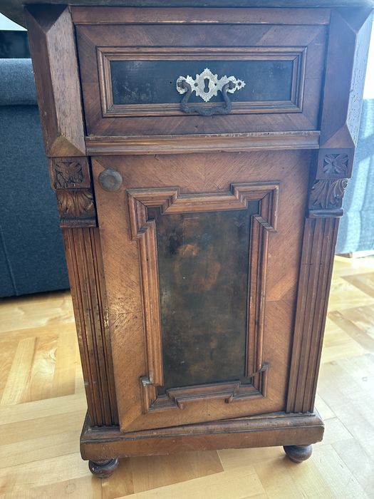 Szafka drewniana antyk