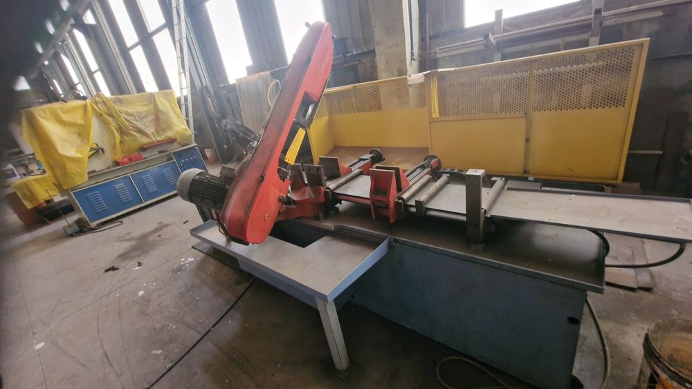 Serrote de fita com tapete 400 maquinas de metalomecanica