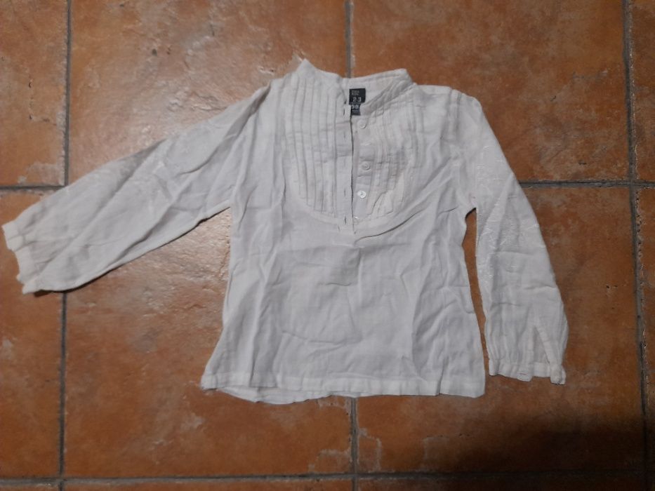 Roupa criança variada