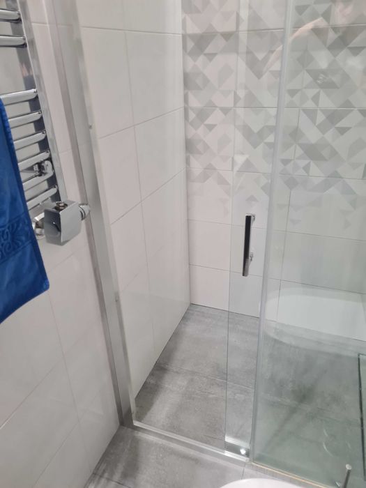 Drzwi prysznicowe przesuwne Roca Town 100