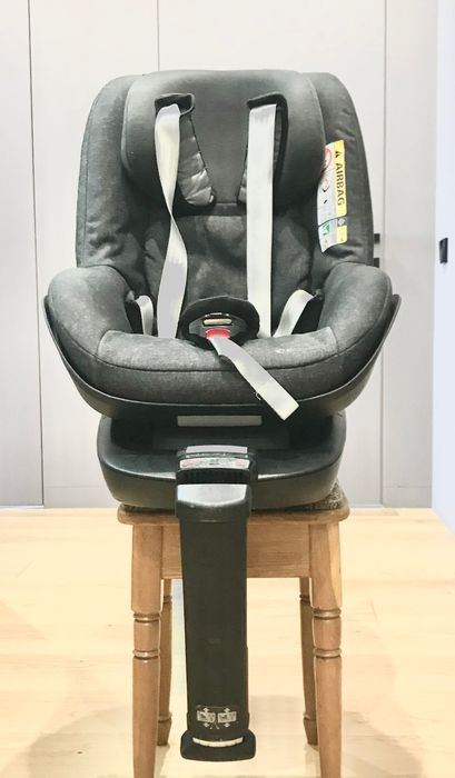 Автокресло Maxi-Cosi Pearl + база  ISOFIX 2WayFix