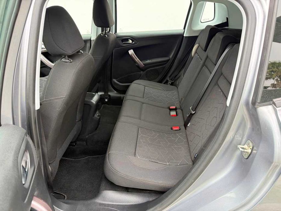 Peugeot 2008 1.2VTi 82Cv Active 60.000Km 11/2014